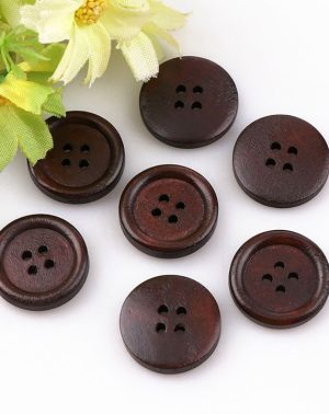 Botón de madera café oscuro 1,8 cms