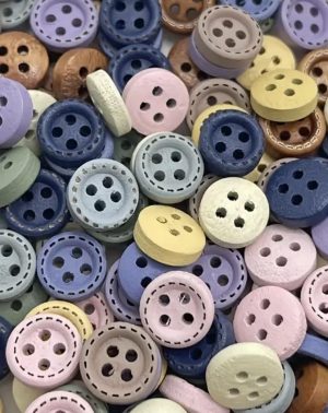 Botón madera 4 agujeros de 1cms